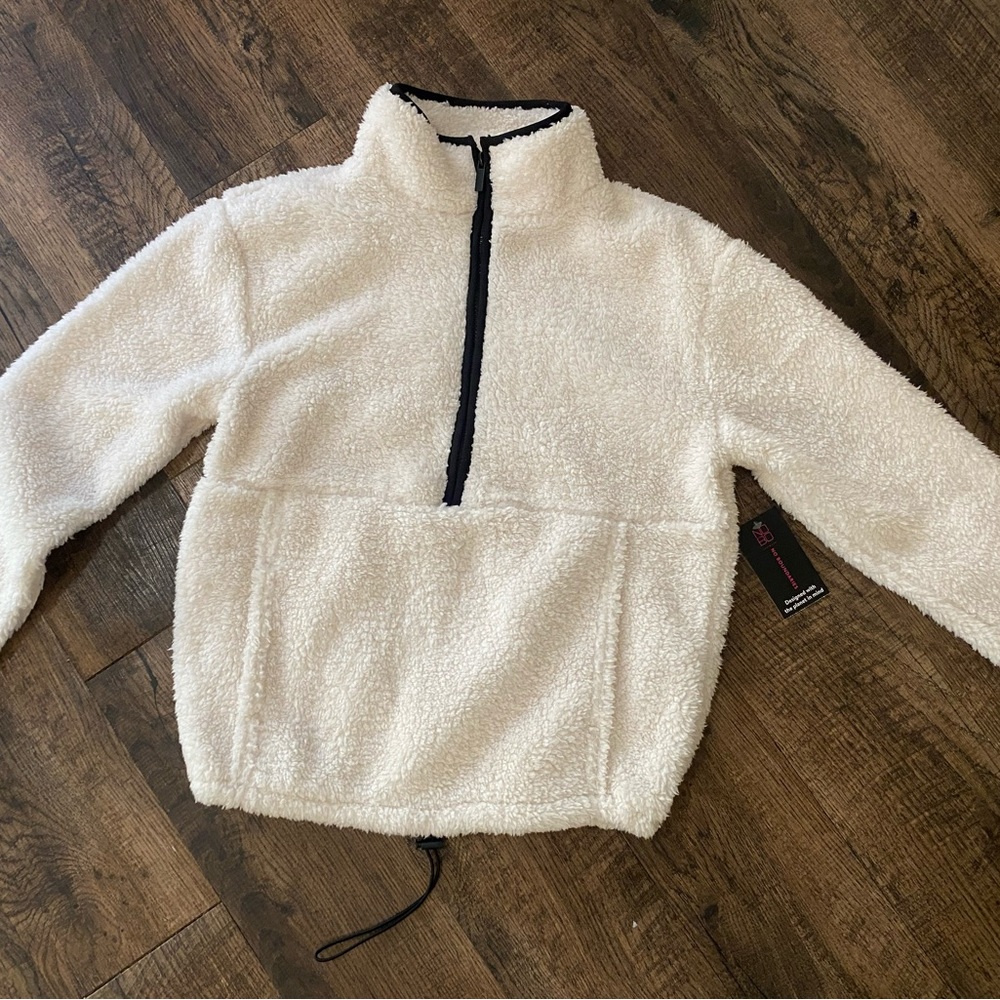 No Boundaries White Sherpa Pullover